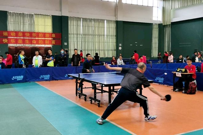 自由体操作 自由体操作