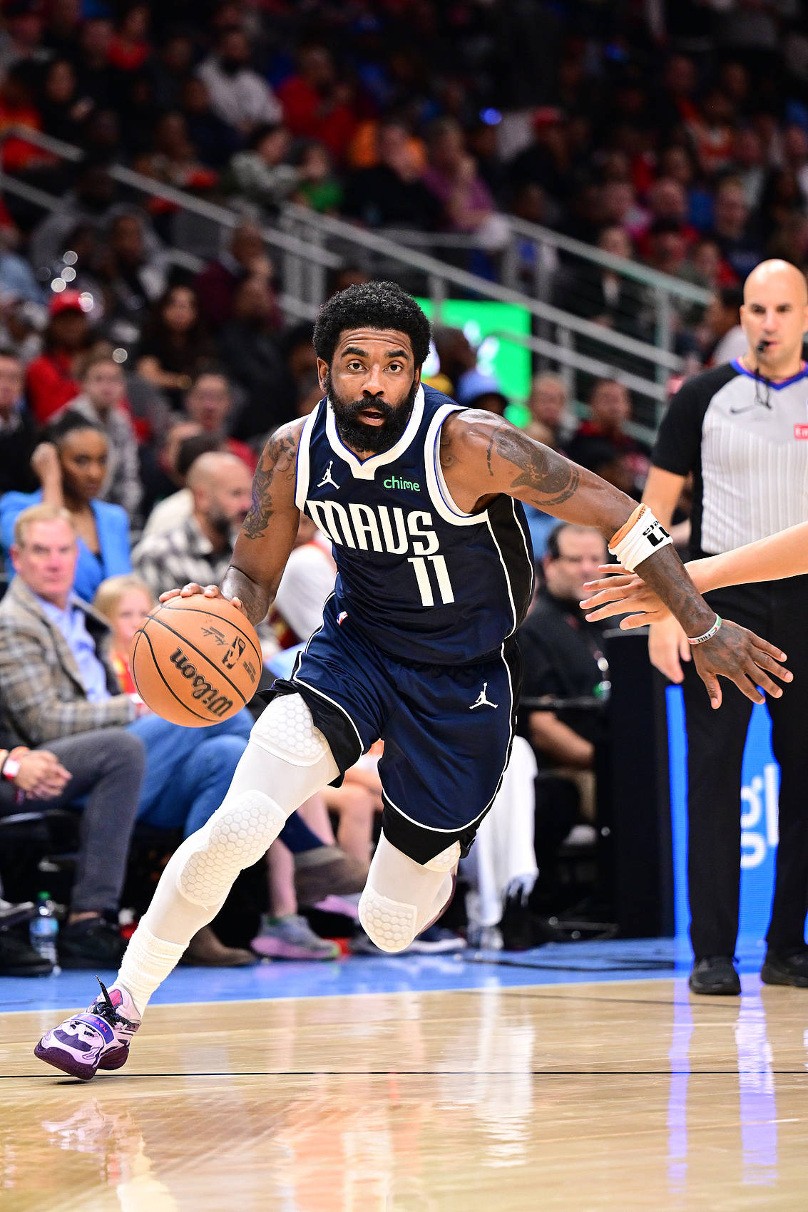 现出惊人的 现出惊人的