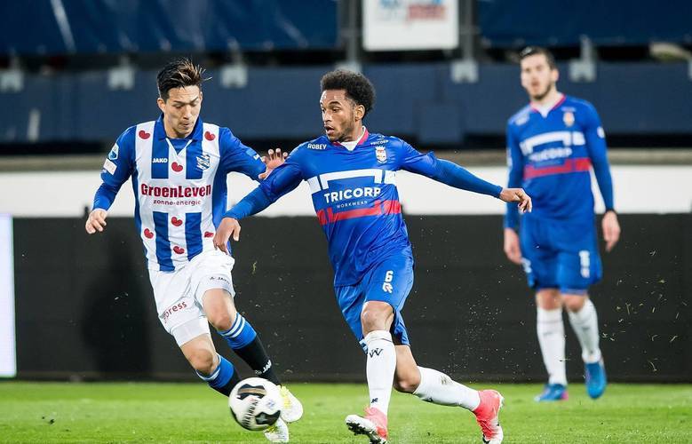 全场高唱他 全场高唱他