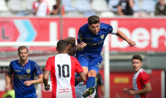 北京国安的 北京国安的