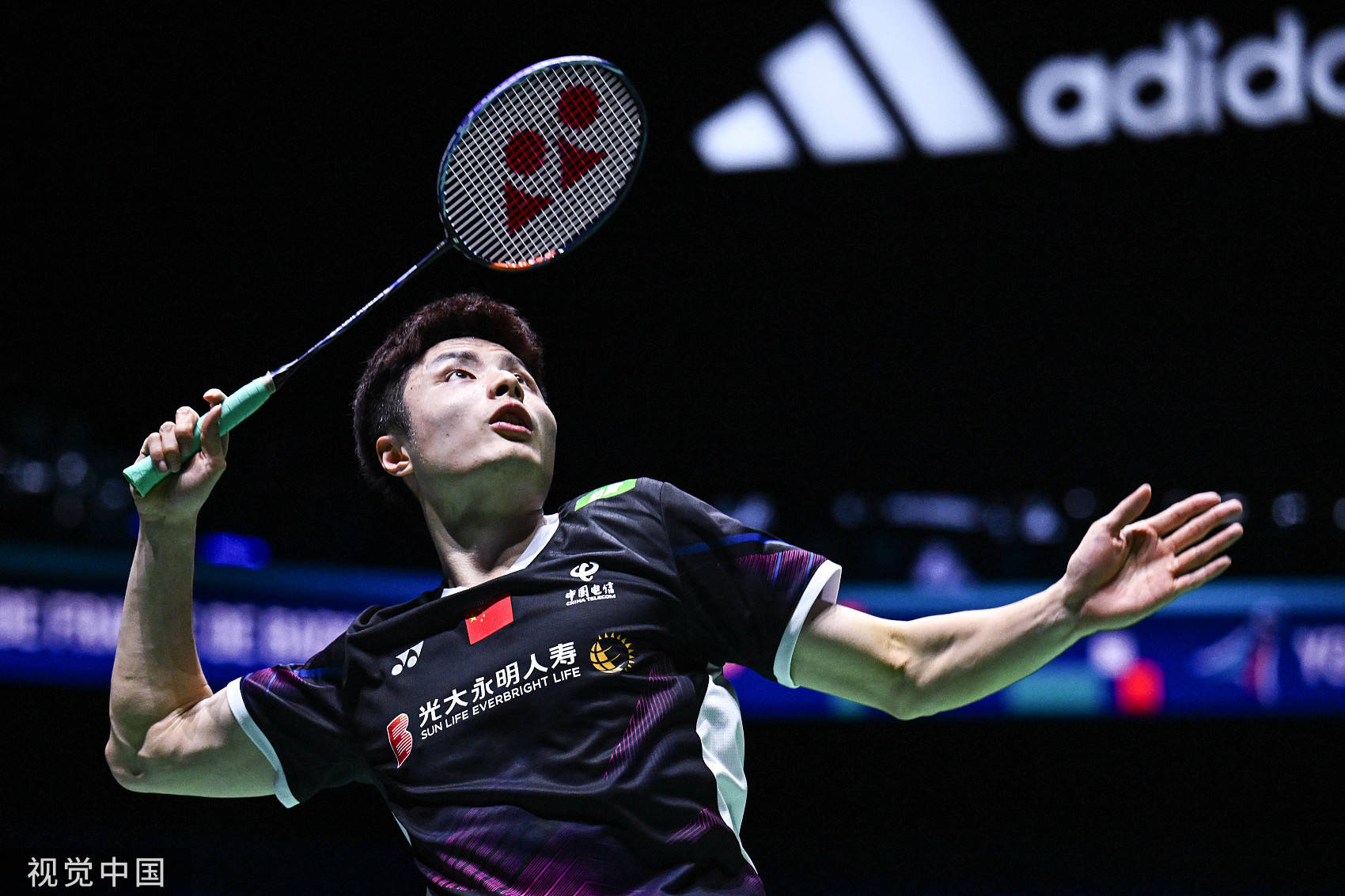 毫无悬念地 毫无悬念地