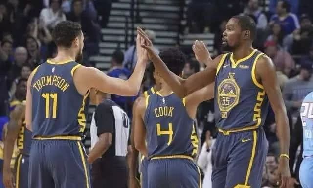 顶形成三角 顶形成三角