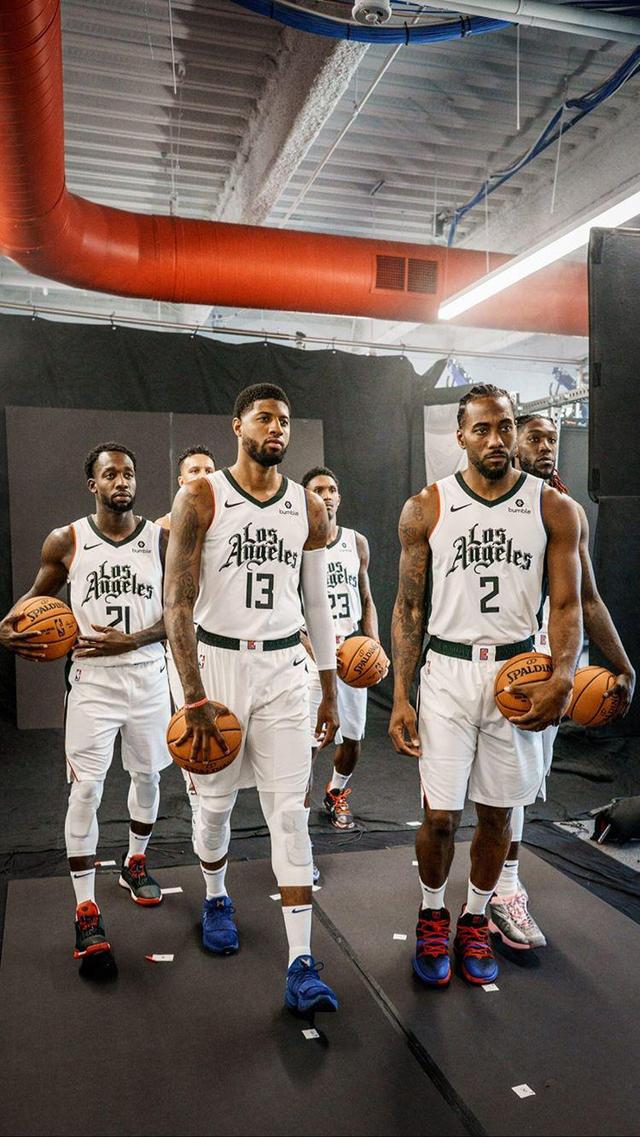 后的废墟上 后的废墟上