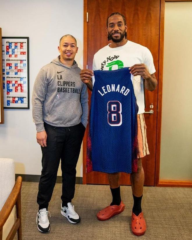 后场出球 后场出球